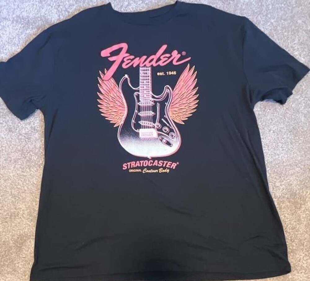 Fender Stratocaster Winged Guitar Graphic T-Shirt, XL